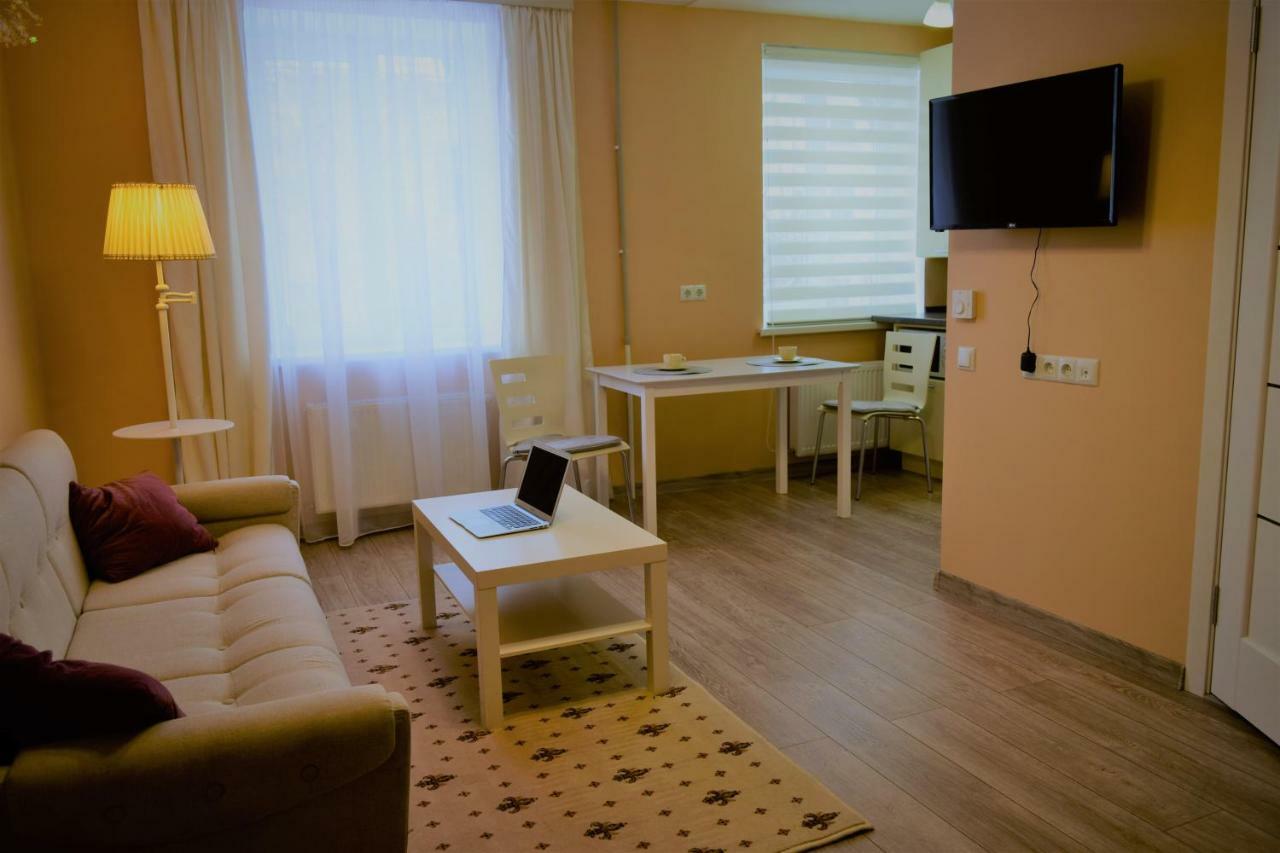 Central Comfortable One-Bedroom Apartment Kischinau Exterior foto